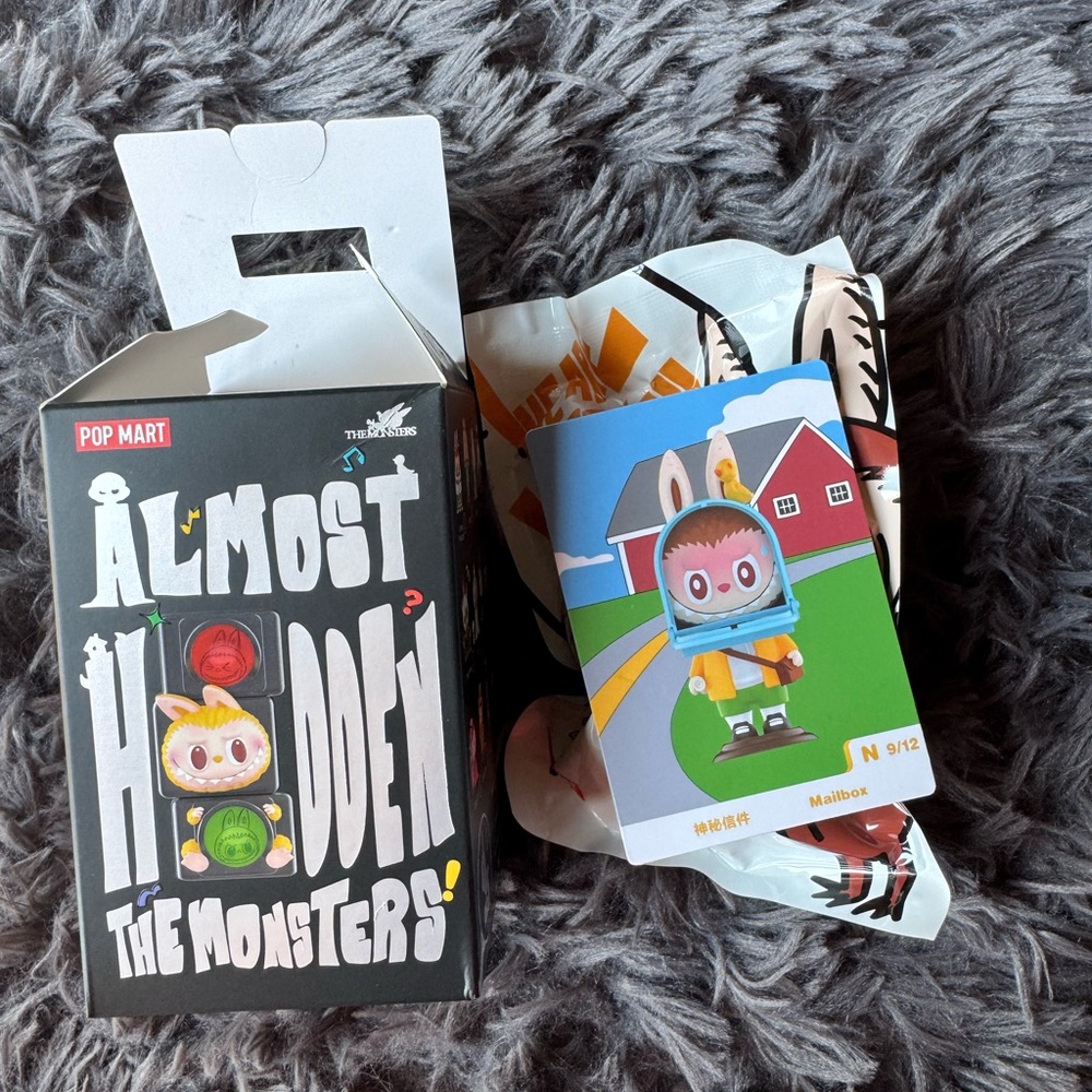 Pop Mart Almost Hidden The Monsters Figure-Mail box